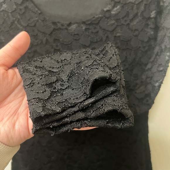 Windsor Lace Dress - Picture 9 of 11